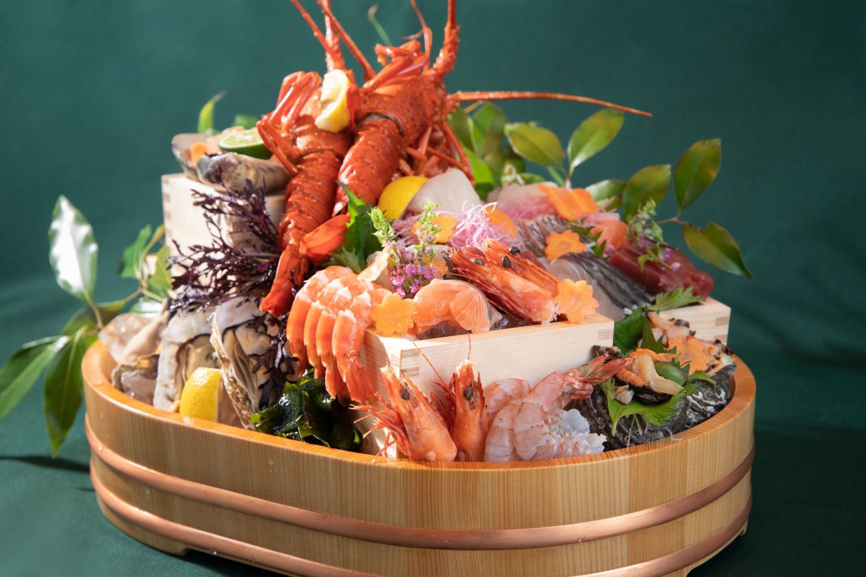 淡路島に新しいレストラン『はじまりの島 海神人（アマン）の食卓』が 